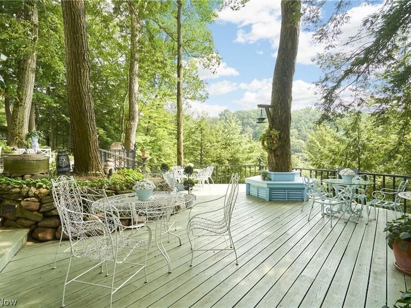 1200 Yellow Creek Lane, Akron, OH 44333 Photo 5