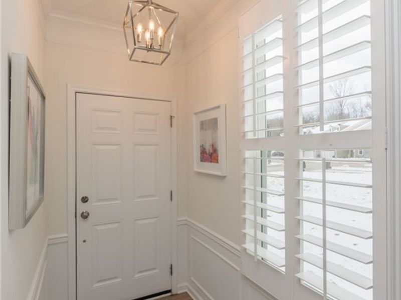 27842 Birchwood Court, Westlake, OH 44145 Photo 2