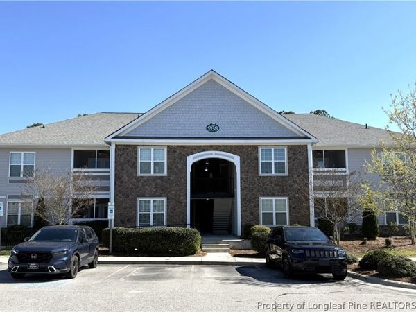 288 Gallery Drive, Unit 301, Spring Lake, NC 28390