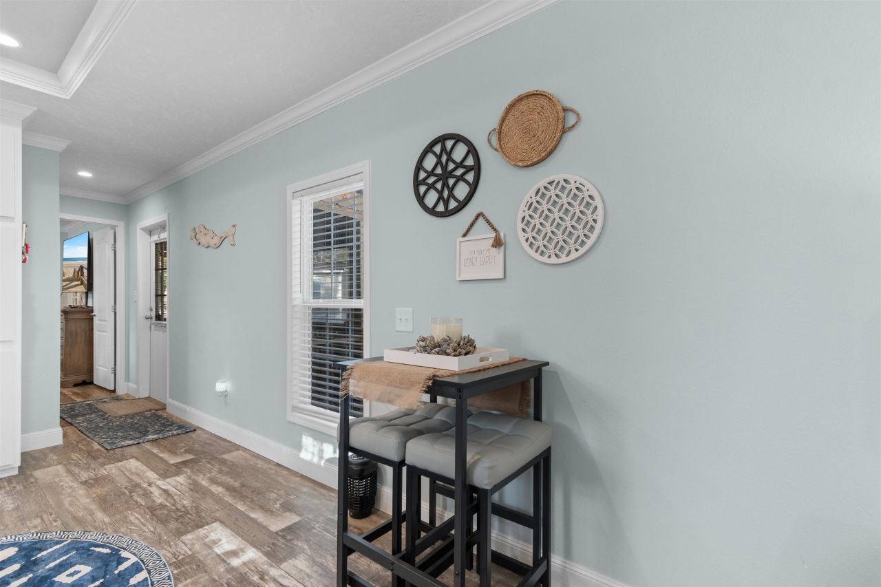 4609 Albatross St. Photo 11