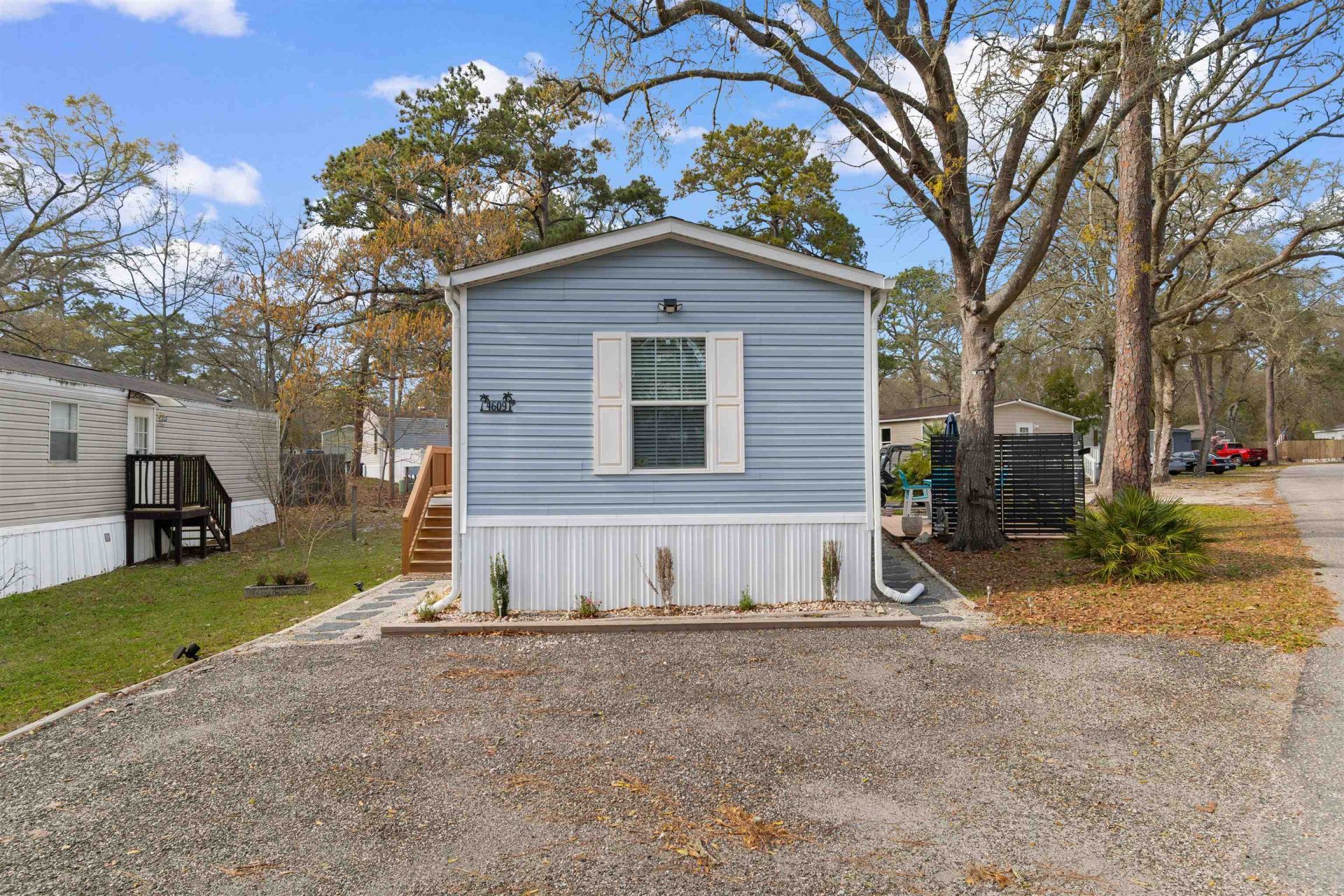 4609 Albatross St. Photo 32