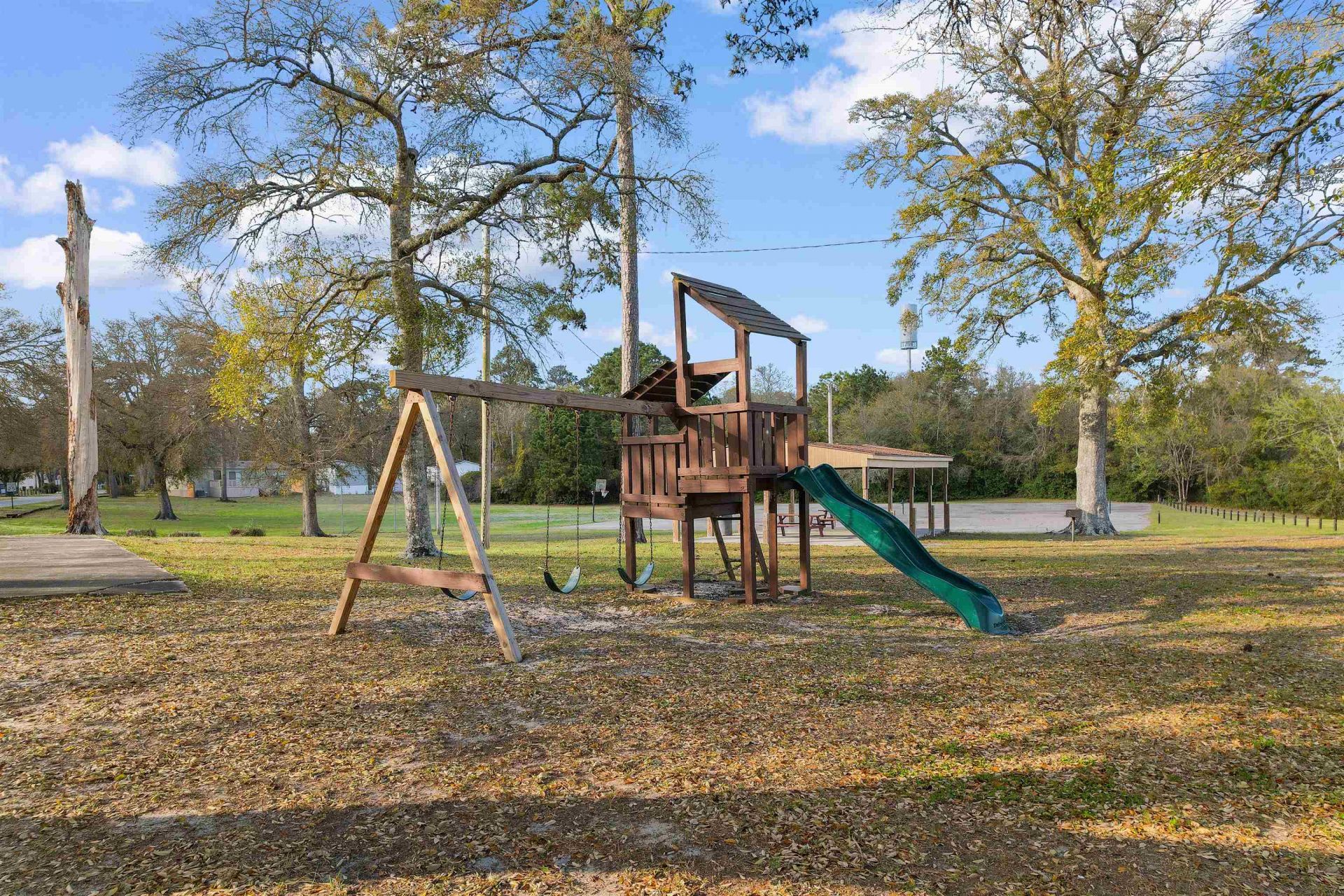 4609 Albatross St. Photo 38