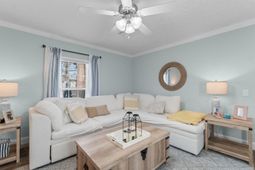 4609 Albatross St. photo 4