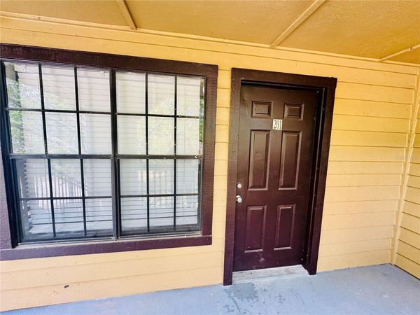 385 WOODSIDE DRIVE , Unit 201, ALTAMONTE SPRINGS, FL 32701