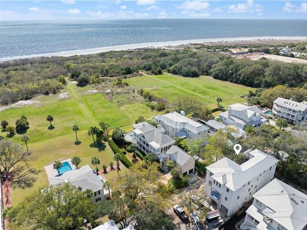 4217 4th Street , St Simons Island, GA 31522