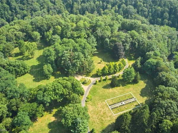 V/L Yellow Creek Lane , Akron, OH 44333