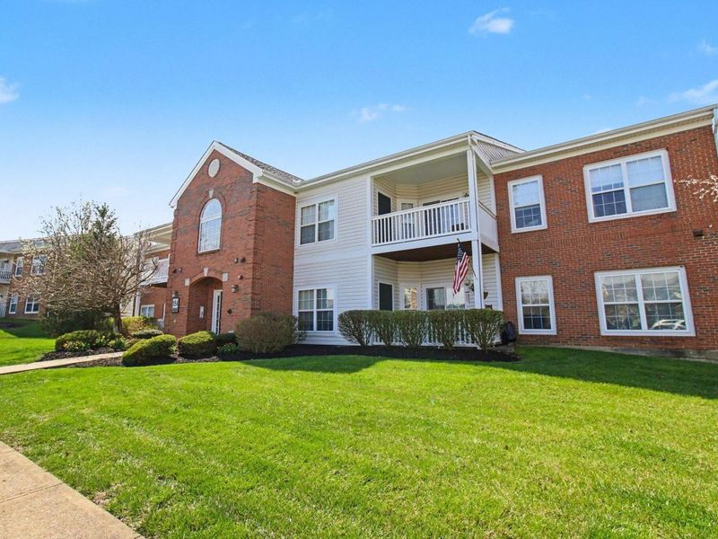 154 Saddlebrook Lane, Unit 401, Florence, KY 41042 Photo 1