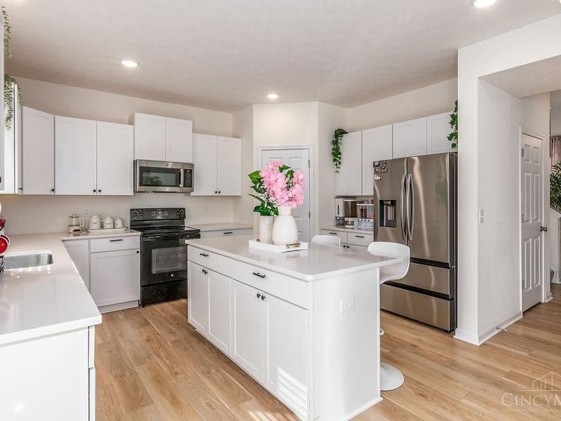 5483 Long Trail Court, Fairfield Twp, OH 45011 Photo 16