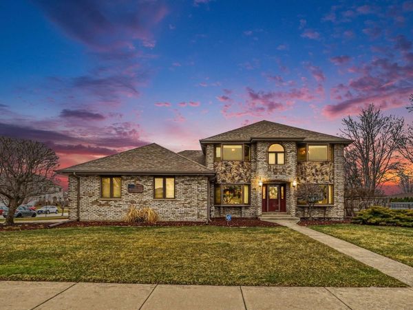 8990 W 175th Street, Tinley Park, IL 60487