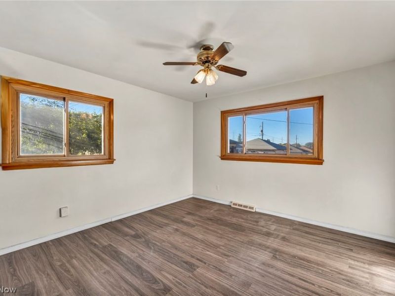 4208 Spring Crest Drive, Brooklyn, OH 44144 Photo 17