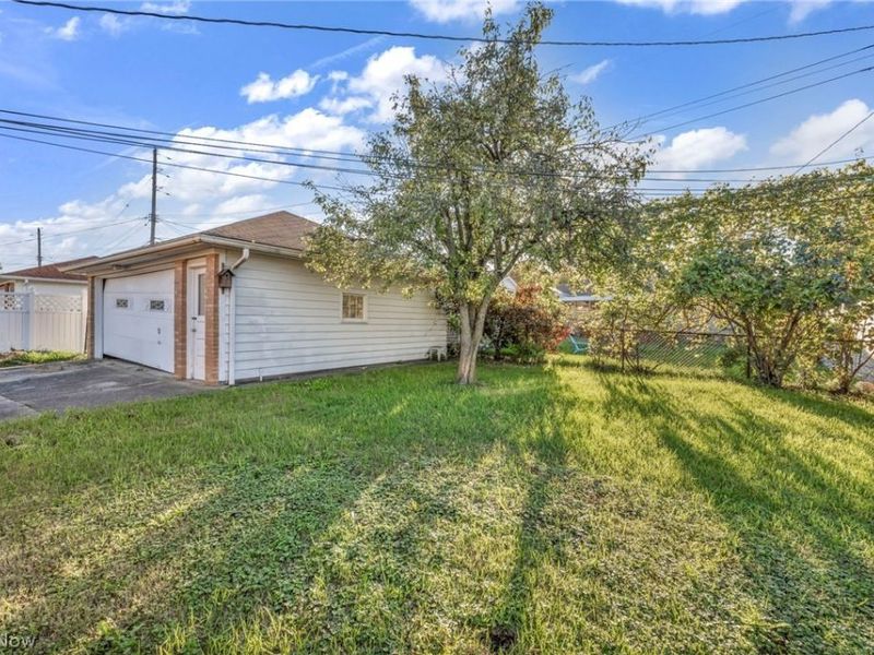 4208 Spring Crest Drive, Brooklyn, OH 44144 Photo 37