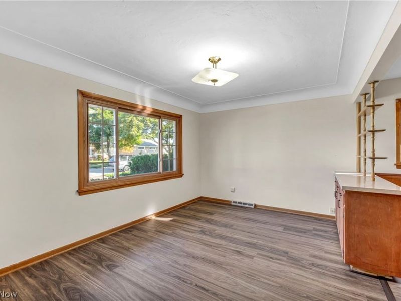 4208 Spring Crest Drive, Brooklyn, OH 44144 Photo 7