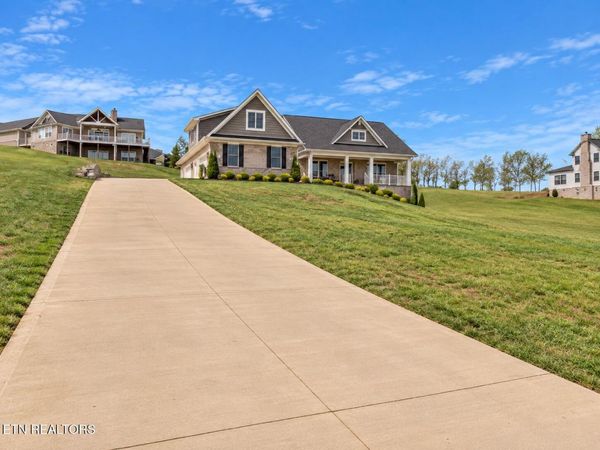 1149 Summerfield Drive, Maryville, TN 37801