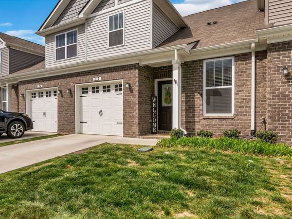 712 Mickelson Way, Lebanon, TN 37087