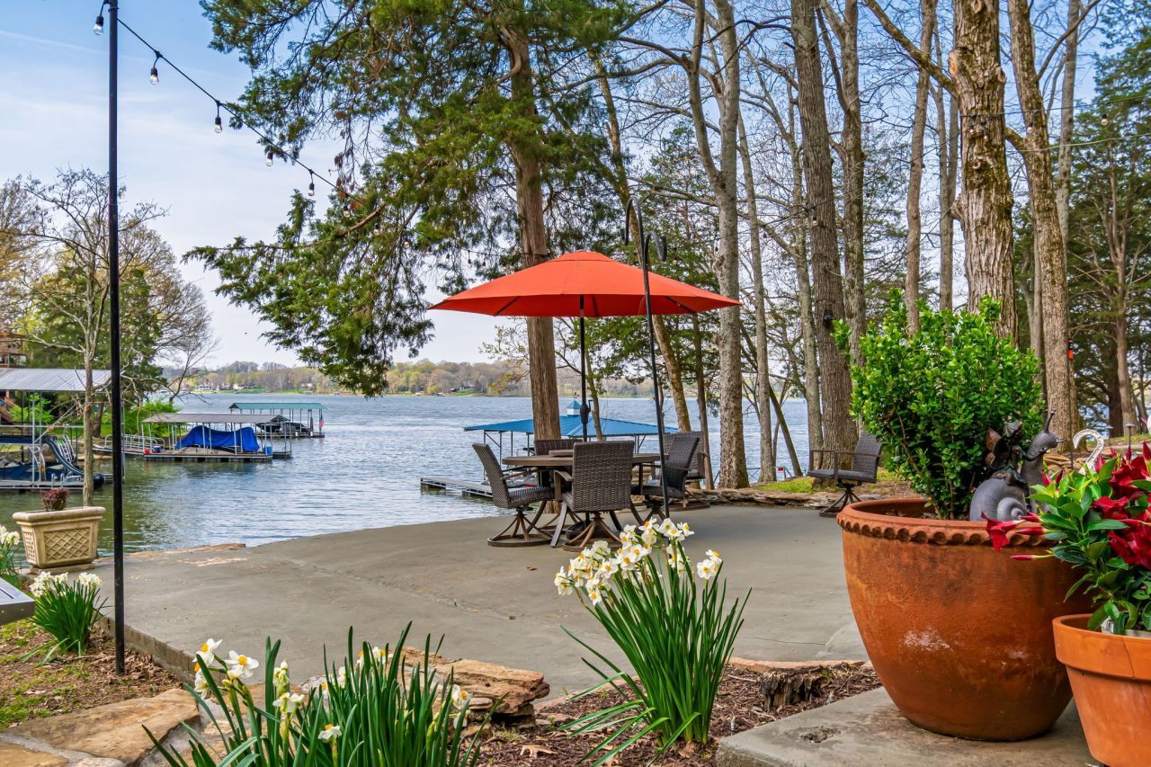 433 Beacon Hill Dr, Mount Juliet, TN 37122 Main Photo