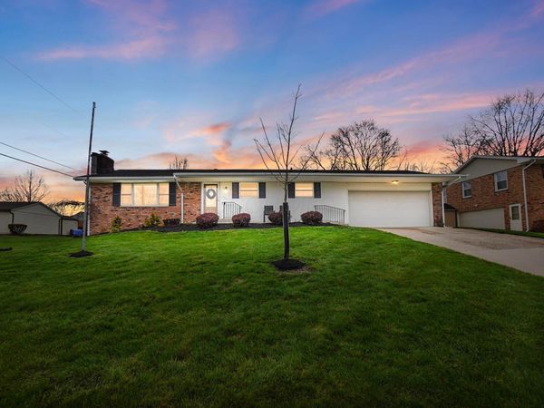 1628 Yorkshire Court , Springfield, OH 45503