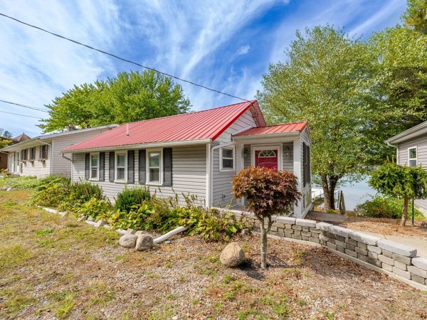 106 Lyon Lake Road, Marshall, MI 49068