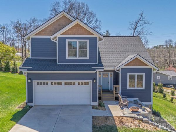 111 Ellis Lane, Arden, NC 28704