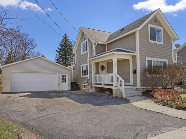 140 Randolph STREET, Burlington, WI 53105