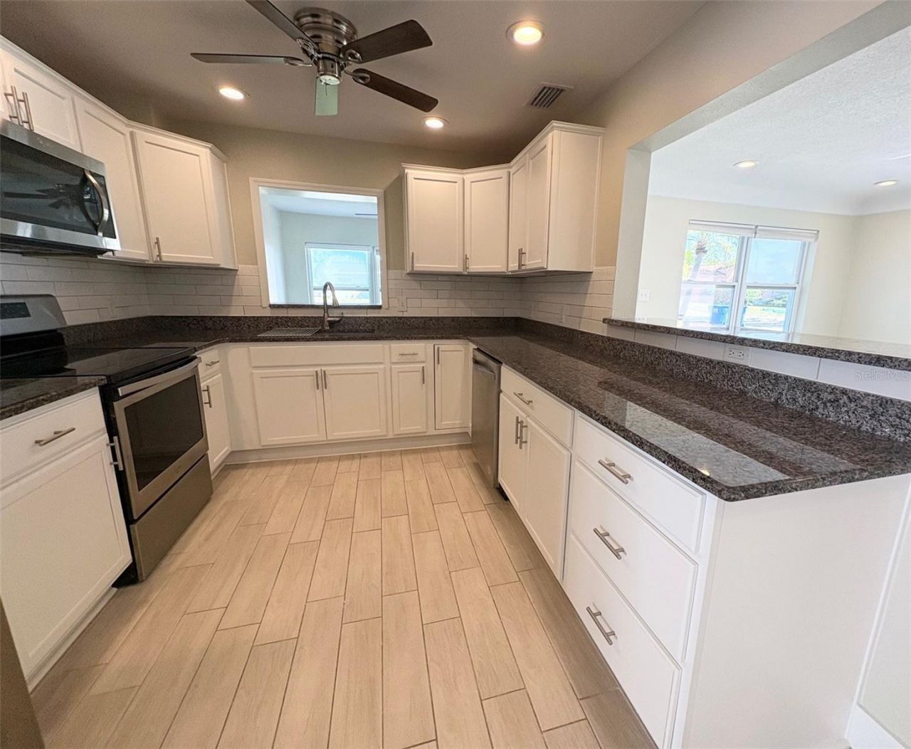 736 86th Avenue N, Saint Petersburg, FL 33702 Photo