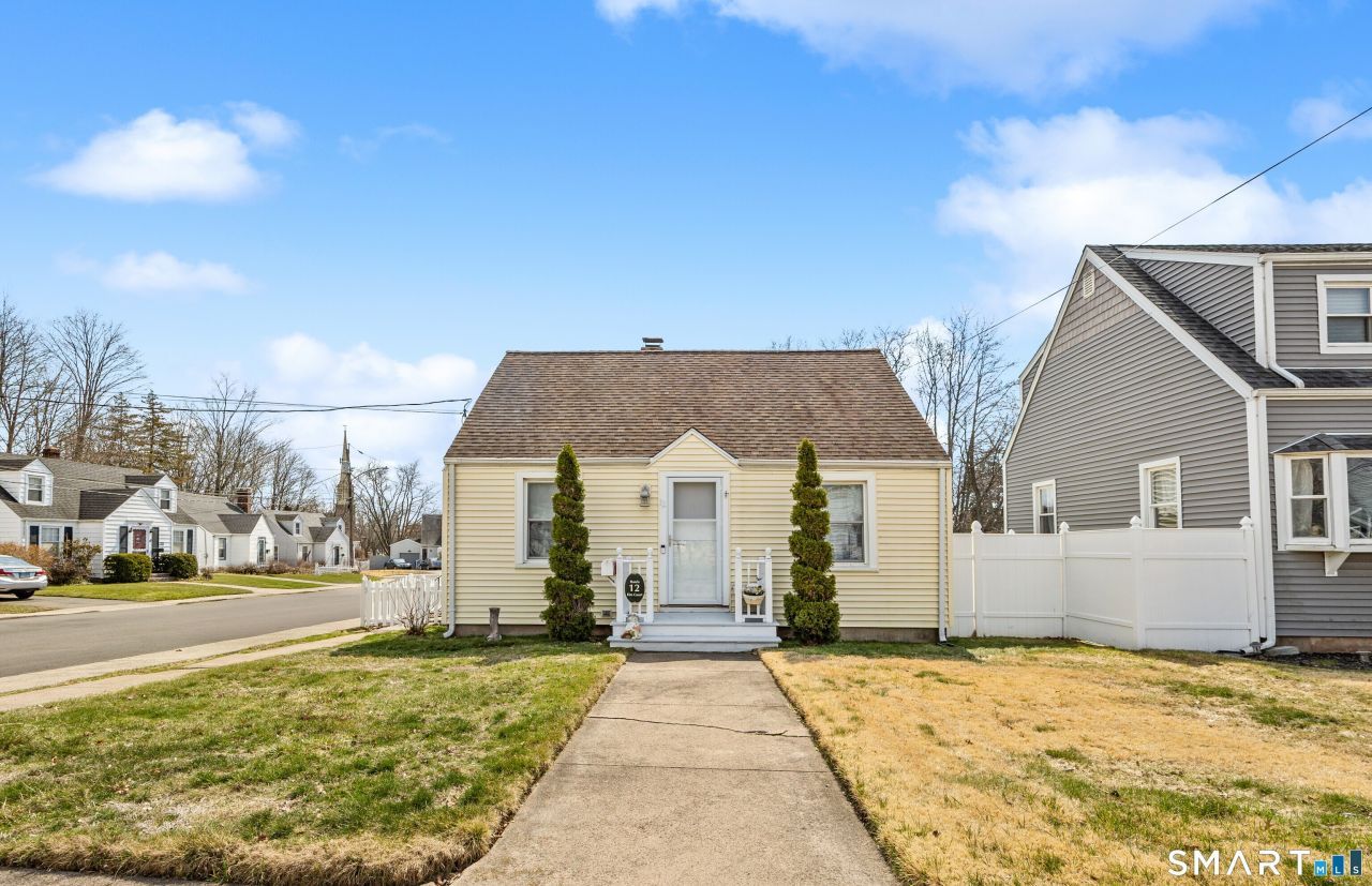 12 Elm, East Haven, CT 06512 Main Photo