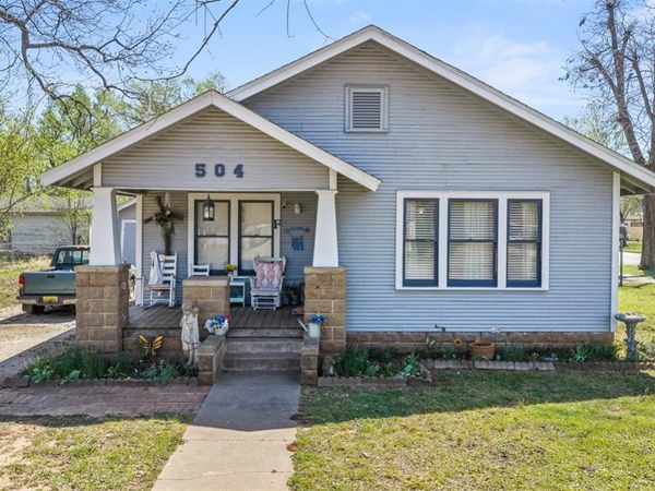 504 E Charles Avenue, Pauls Valley, OK 73075