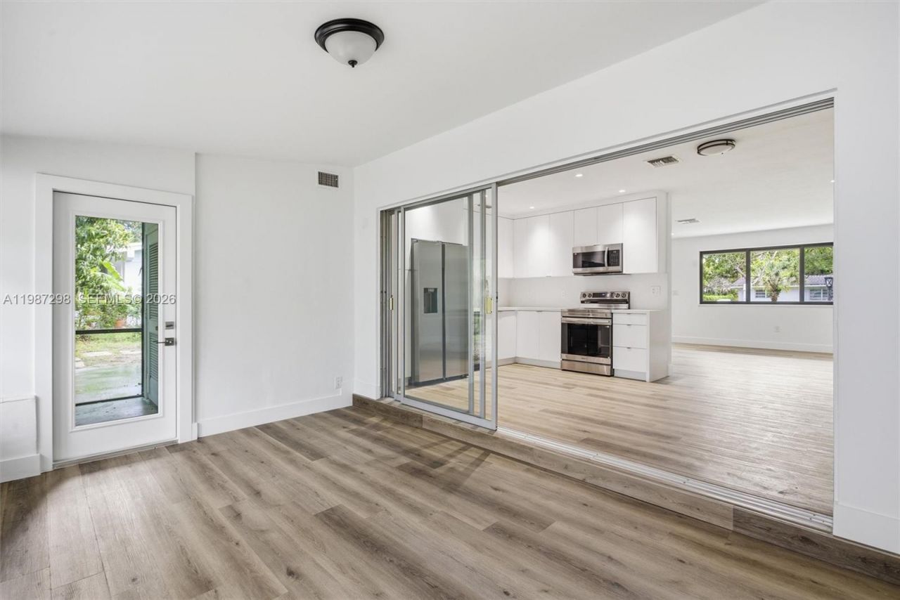 11434 SW 81st Rd, Unit 11434, Pinecrest, FL 33156 Photo