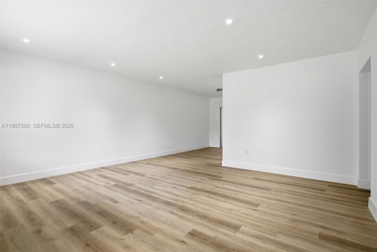 11434 SW 81st Rd, Unit 11434, Pinecrest, FL 33156 Photo