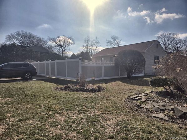 21 Wyant Avenue , Ronkonkoma, NY 11779