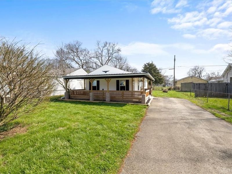 640 Prince Albert Boulevard, Dayton, OH 45404 Photo 2