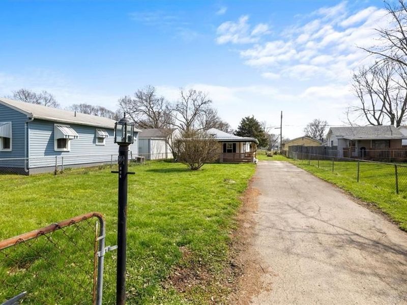 640 Prince Albert Boulevard, Dayton, OH 45404 Photo 3