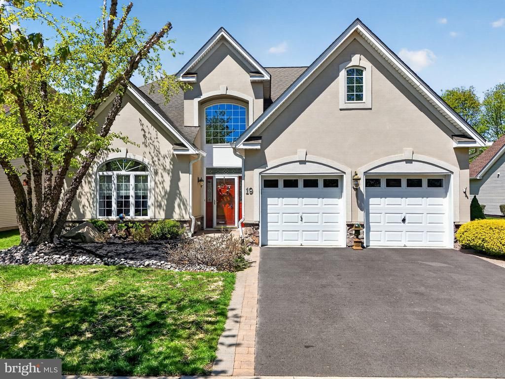 19 Monte Carlo Drive, Robbinsville, NJ 08691 Main Photo