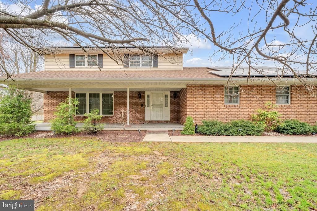 5013 E BERLIN ROAD, THOMASVILLE, PA 17364