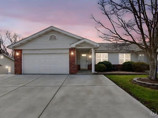 2425 Muegge Road, St Charles, MO 63303