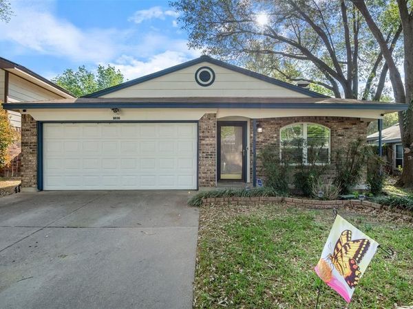 1010 Blue Jay Drive, Mansfield, TX 76063