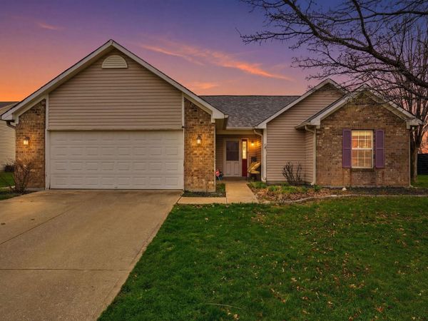 69 S Morris Boulevard, Bargersville, IN 46106