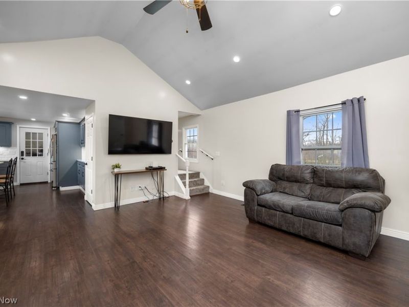 6635 Lake Ave, Elyria, OH 44035 Photo 10