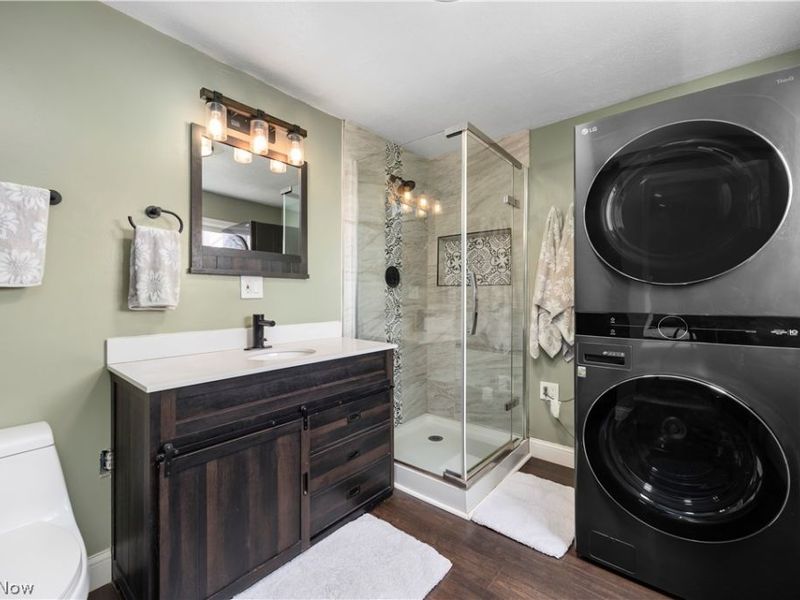 6635 Lake Ave, Elyria, OH 44035 Photo 12