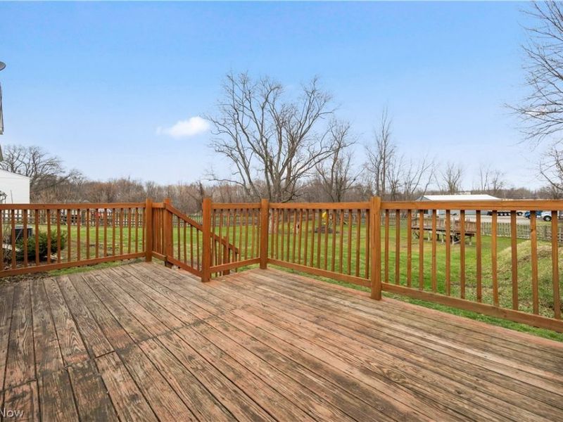 6635 Lake Ave, Elyria, OH 44035 Photo 24