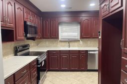 103 Colony Drive photo 4