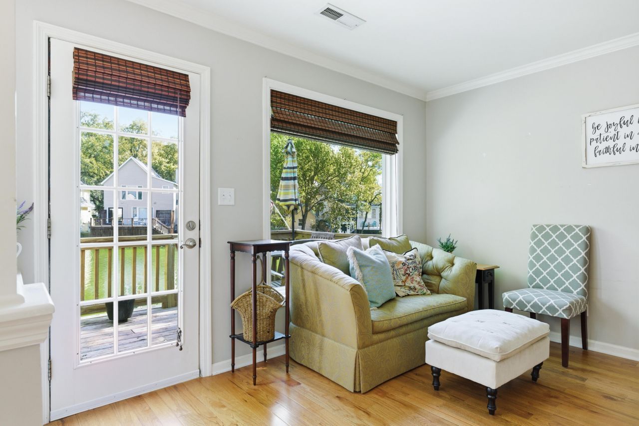 812 Harbor Place Drive Photo 18