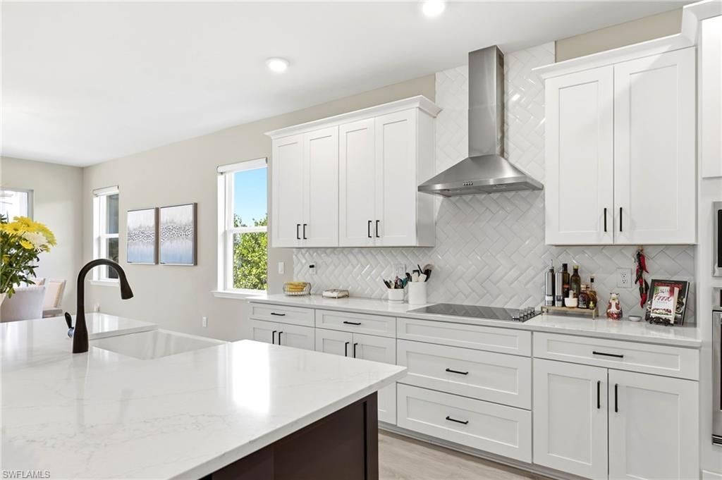 2094 Grove Dr, Naples, FL 34120 Photo