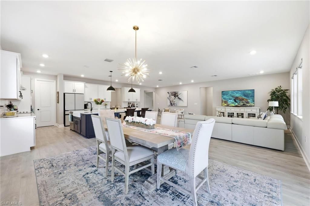 2094 Grove Dr, Naples, FL 34120 Photo