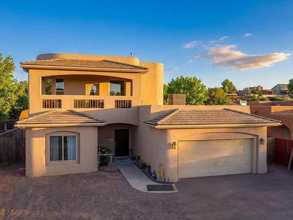 705 Chihuahua Road NE, Rio Rancho, NM 87144