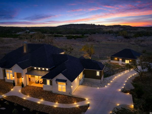 321 Vista View Place, Spring Branch, TX 78070