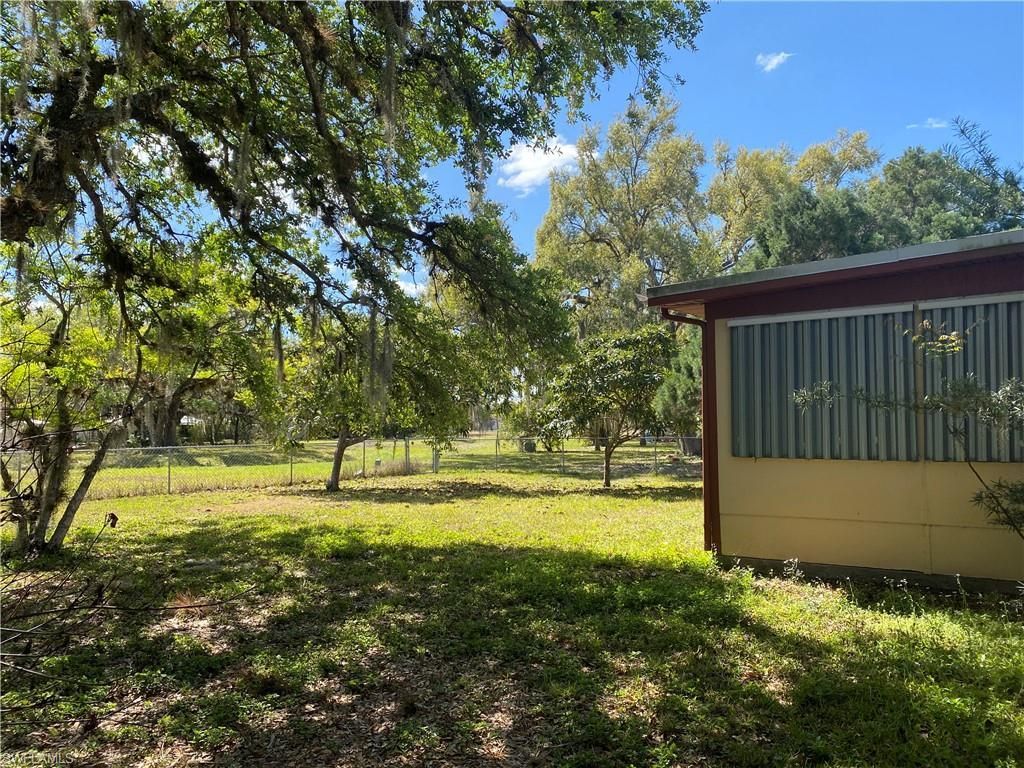 4014 N Edgewater Cir , Labelle, FL 33935 Photo