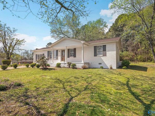 22152 Hood Street, Athens, AL 35613