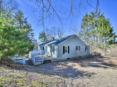 551 Pleasant St, Paxton, MA 01612