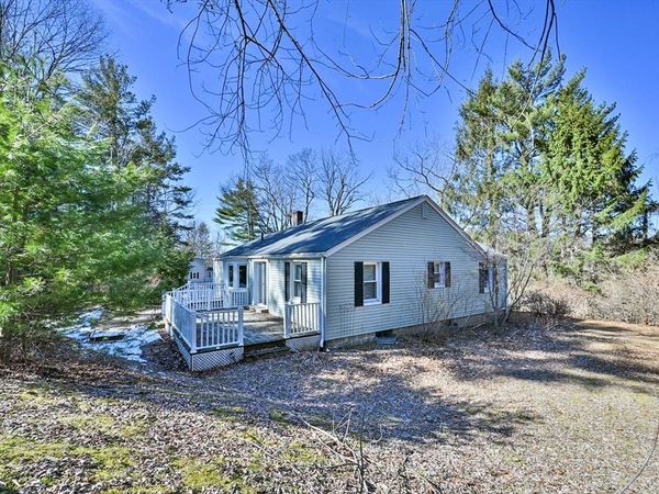 551 Pleasant St, Paxton, MA 01612