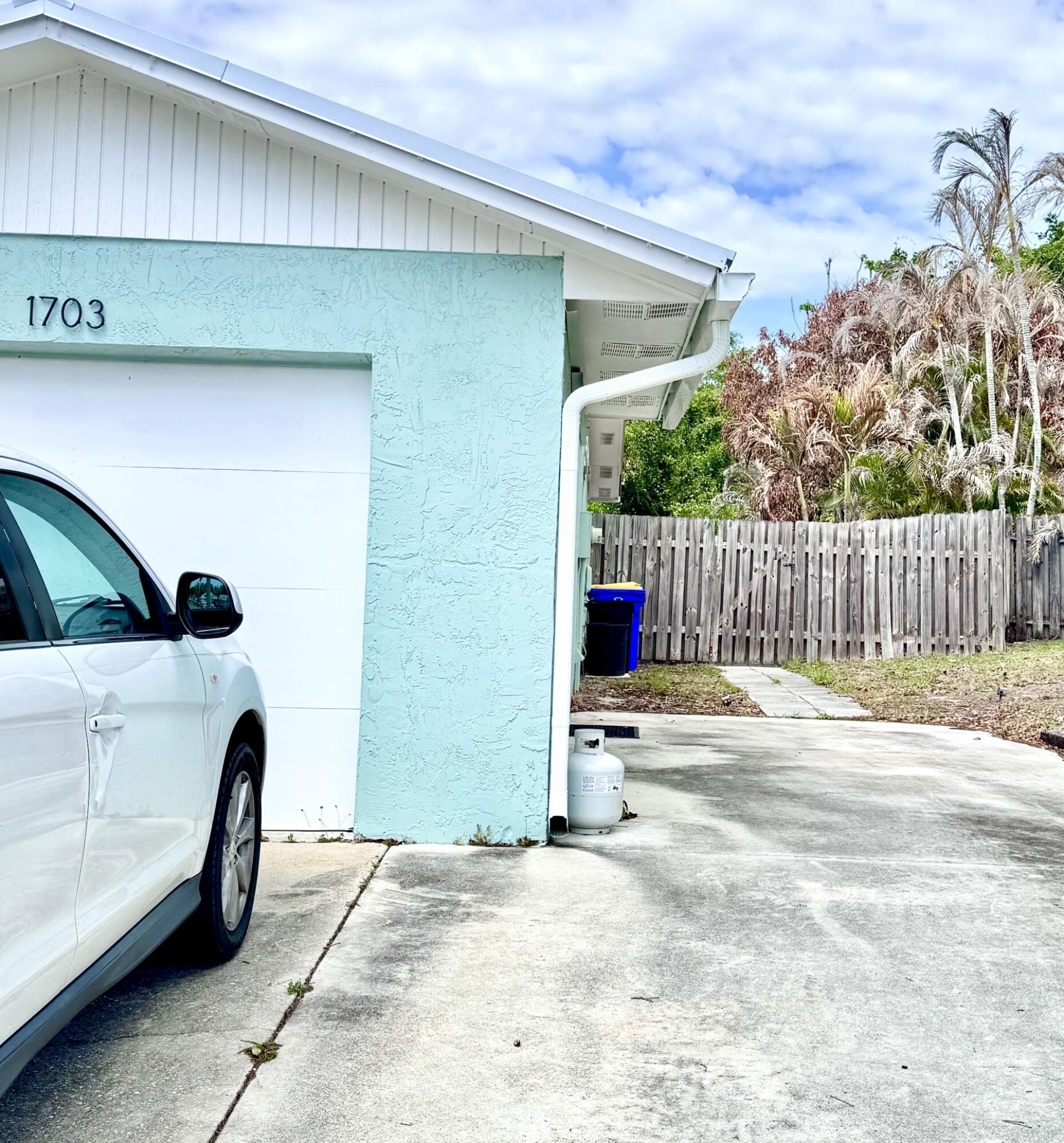 1703 NE 25th Terrace, Jensen Beach, FL 34957 Photo
